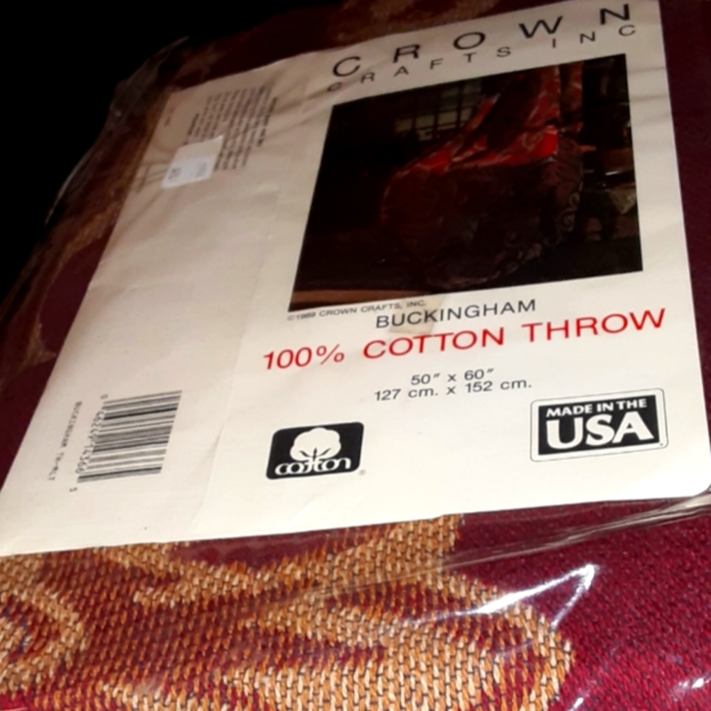 100% Cotton throw